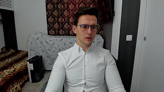 Snapshot of sexxymuscles4u chatting on 11, 3, 2025 sexxymuscles4u online show from 11, 3, 2025