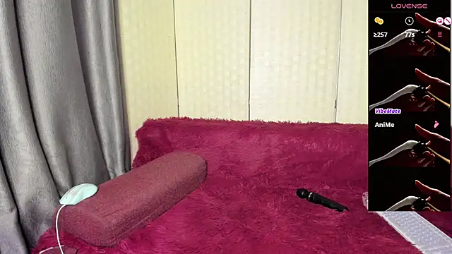 Feral-Berry22 online show from 7, 10, 2025