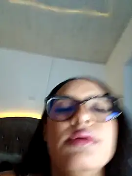 nashiira  online show from 8, 10, 2025