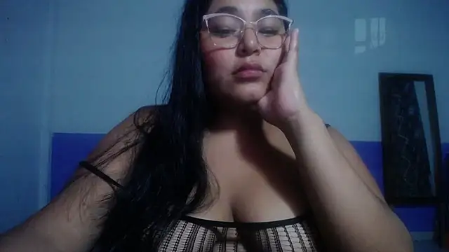 Snapshot of sirena_15 chatting on 7, 7, 2026 sirena 15 online show from 7, 7, 2026