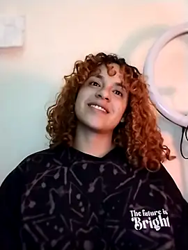 EmmaMelissa0521 online show from 4, 12, 2025