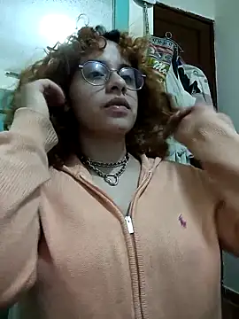 EmmaMelissa0521 online show from 28, 9, 2025