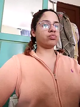 EmmaMelissa0521 online show from 22, 9, 2025