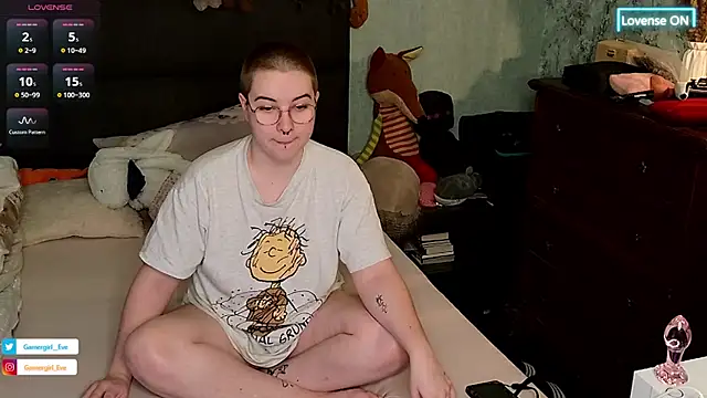 Snapshot of GamerGirl_Eve chatting on 20, 3, 2025 GamerGirl Eve online show from 20, 3, 2025