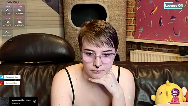 Snapshot of GamerGirl_Eve chatting on 26, 9, 2025 GamerGirl Eve online show from 26, 9, 2025