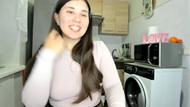 Snapshot of MiaMarrone chatting on 12, 1, 2026 MiaMarrone online show from 12, 1, 2026