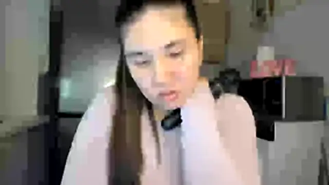 Snapshot of MiaMarrone chatting on 7, 3, 2026 MiaMarrone online show from 7, 3, 2026