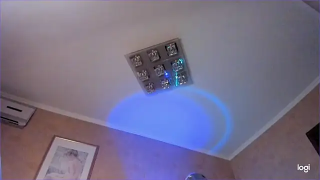 Snapshot of Diamond_D_ chatting on 30, 11, 2025 Diamond D online show from 30, 11, 2025