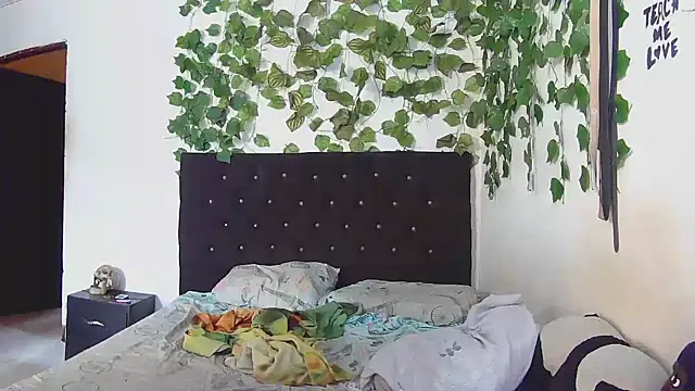 Snapshot of caribbeanlover1 chatting on 1, 3, 2026 caribbeanlover1 online show from 1, 3, 2026