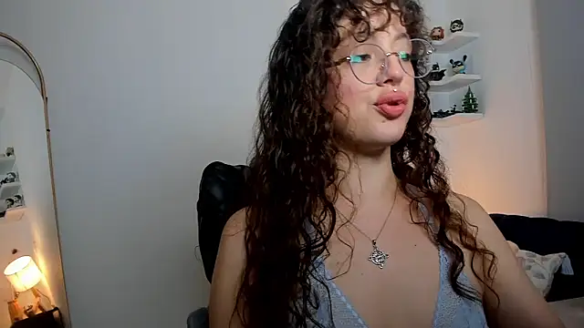Cassandra Caiin online show from 21, 5, 2026
