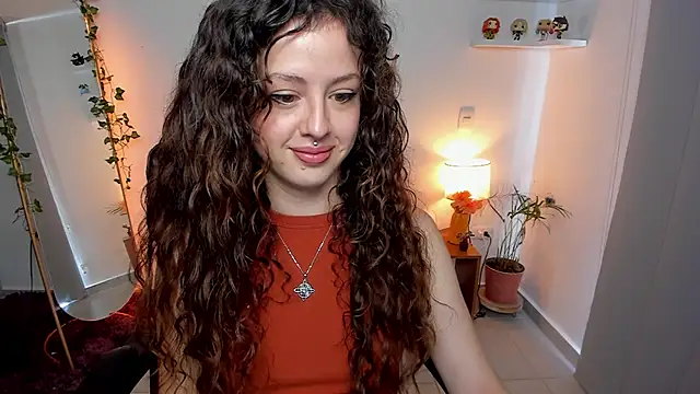 Cassandra Caiin online show from 28, 7, 2026