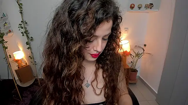 Cassandra Caiin online show from 19, 7, 2026