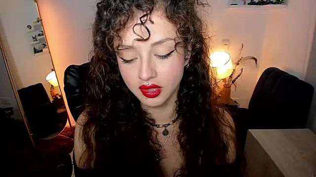 Cassandra Caiin online show from 13, 5, 2026