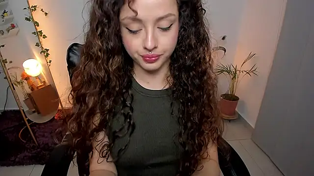 Cassandra Caiin online show from 25, 6, 2026