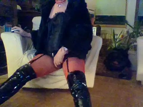 Patricia Parid online show from 25, 9, 2025