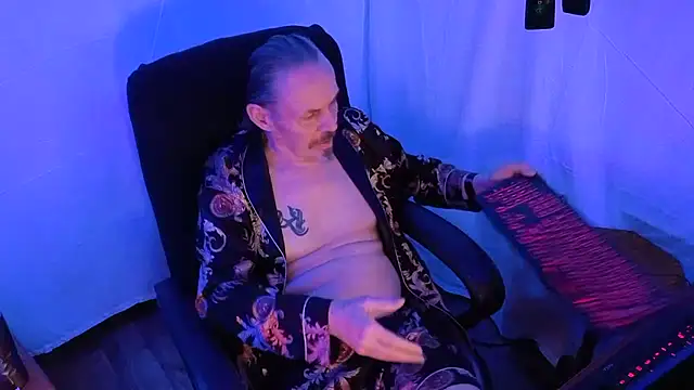 Snapshot of Richy__Rich_ chatting on 6, 2, 2026 Richy Rich online show from 6, 2, 2026