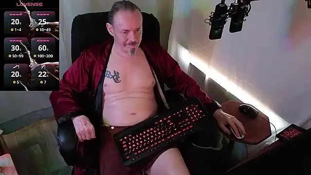 Snapshot of Richy__Rich_ chatting on 25, 6, 2026 Richy Rich online show from 25, 6, 2026