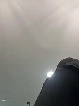 smokeymt420 online show from 16, 4, 2026