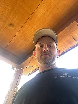 smokeymt420 online show from 22, 3, 2025