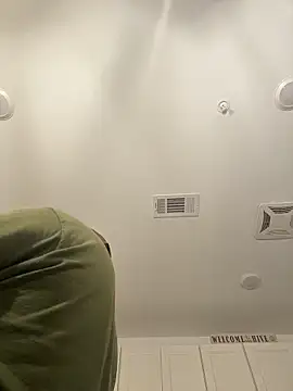 smokeymt420 online show from 12, 10, 2025