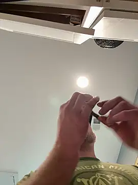 smokeymt420 online show from 13, 4, 2026