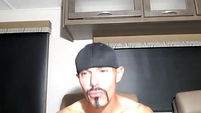 Snapshot of ThickD2C chatting on 21, 2, 2026 ThickD2C online show from 21, 2, 2026