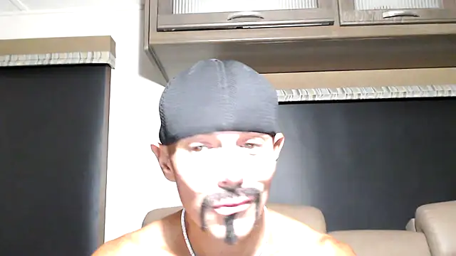Snapshot of ThickD2C chatting on 12, 6, 2026 ThickD2C online show from 12, 6, 2026