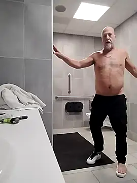 Yankeedave420 online show from 1, 2, 2026