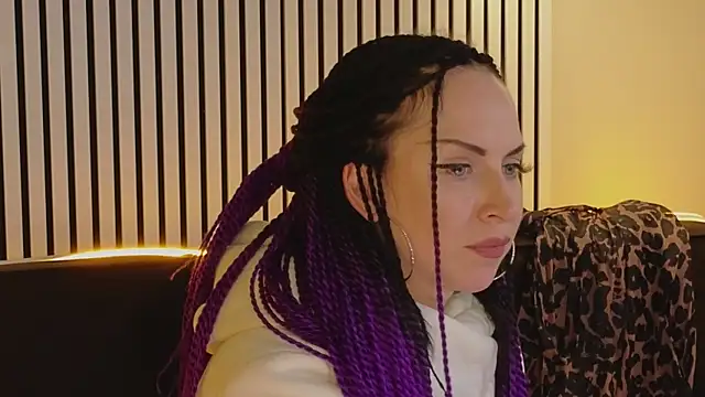 lily conor online show from 17, 3, 2025