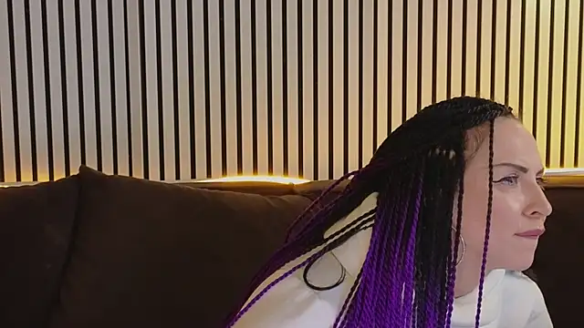 lily conor online show from 16, 3, 2025