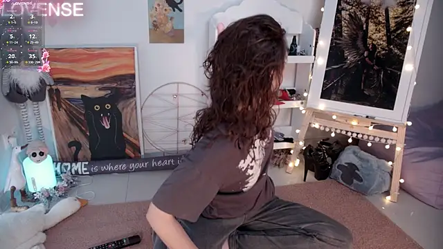 Snapshot of Careful_i_bite chatting on 1, 2, 2025 Careful i bite online show from 1, 2, 2025