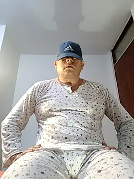 chicoguapo8 online show from 20, 9, 2025