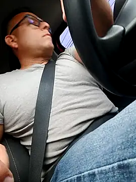 chicoguapo8 online show from 17, 11, 2025