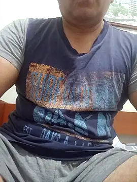 chicoguapo8 online show from 19, 2, 2026