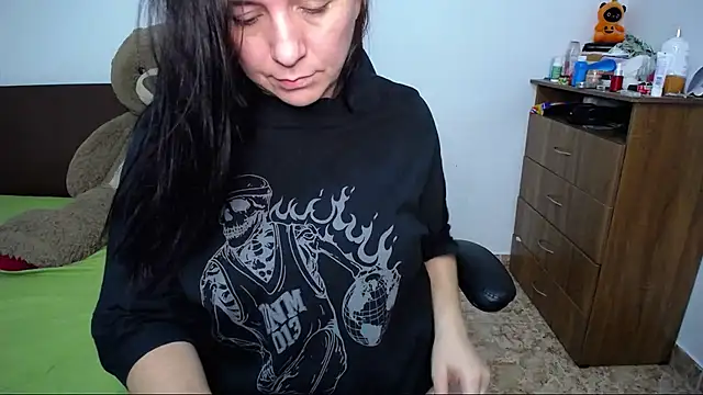 alexa milsf online show from 4, 11, 2025