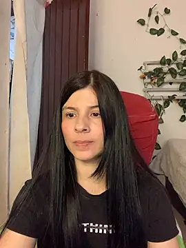 Estefani 32 online show from 23, 6, 2026