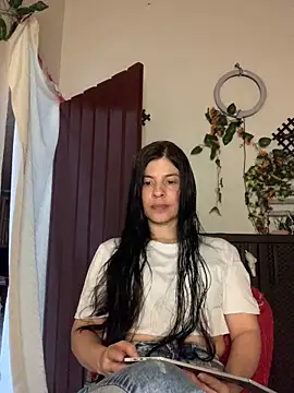 Estefani 32 online show from 30, 6, 2026