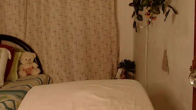 Estefani 32 online show from 26, 10, 2025