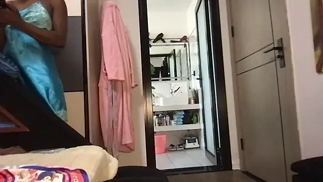 choco petite online show from 11, 3, 2026