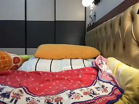 choco petite online show from 6, 10, 2025