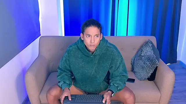 Liam V online show from 4, 10, 2025