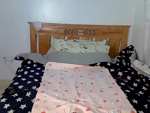 purplescarlet online show from 5, 1, 2026