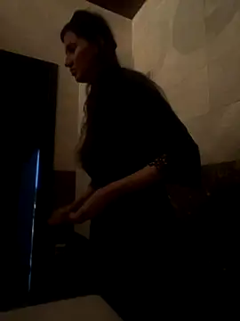 Flossy Vettie online show from 9, 11, 2025