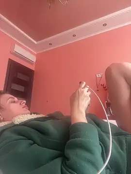 Flossy Vettie online show from 5, 3, 2026