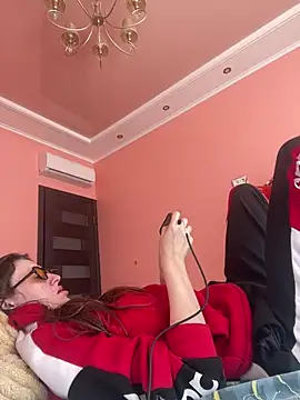 Flossy Vettie online show from 1, 3, 2026