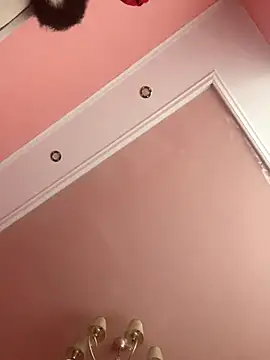 Flossy Vettie online show from 8, 10, 2025