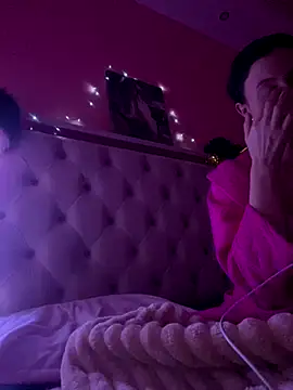 Flossy Vettie online show from 9, 1, 2026