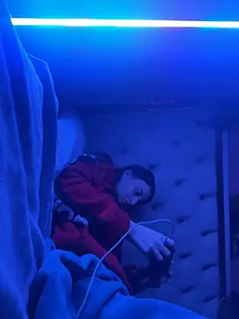 Flossy Vettie online show from 12, 11, 2025