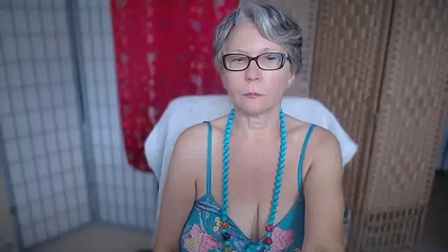 petradaniels online show from 1, 8, 2026