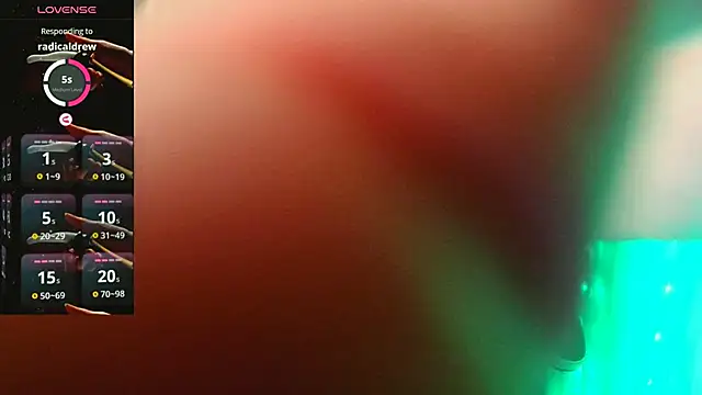 britteebee online show from 13, 11, 2025